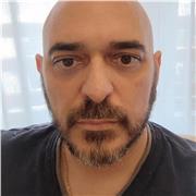 Offro formazione professionale nel settore grafico pubblicitario, della stampa, del web e social